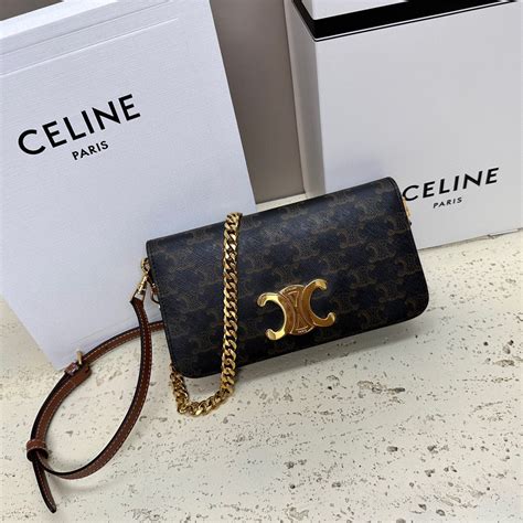 Celine multipochette triomphe